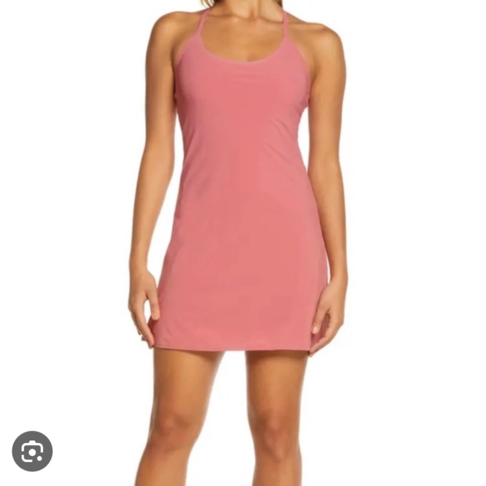 Outdoor Voices Exercise Dress 2.0 in Desert Rose - Size large